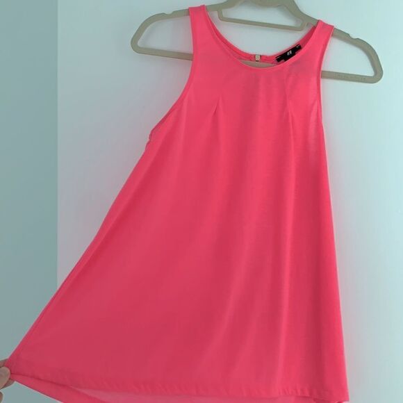 New Hot Pink Tank w/ Back Zipper - Picture 2 of 4